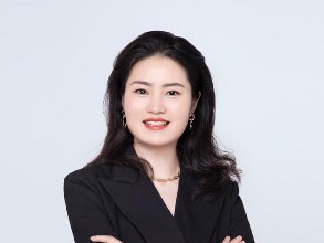 佳贝艾特黄丹：计算机专业转行做销售，如今她带领团队“战果累累”